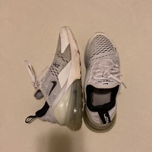 Nike Air 270 Size 7.5